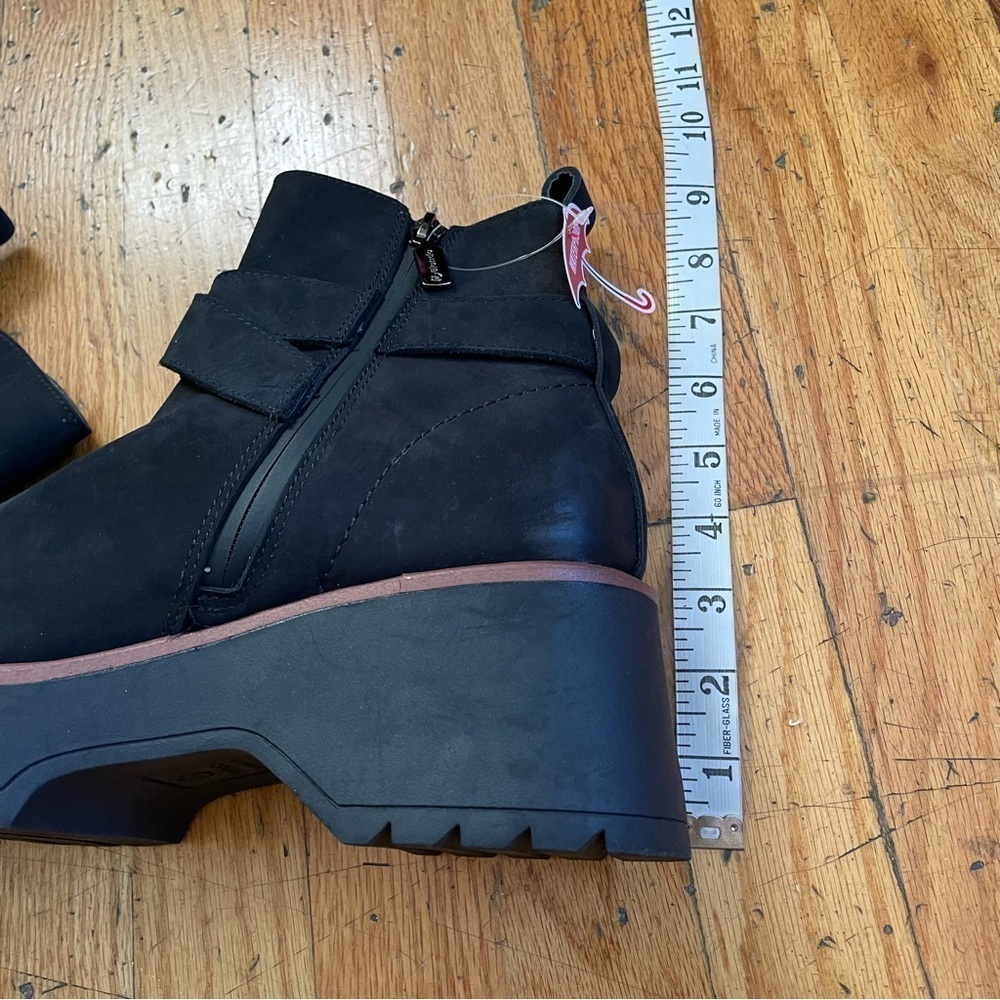 Blondo Platform Waterproof Boots Size 9 - Picture 2 of 6